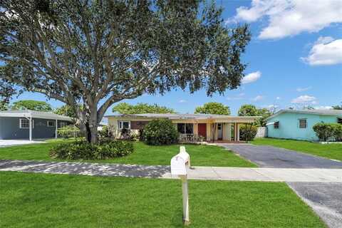 1851 SW 42nd Ter, Fort Lauderdale, FL 33317