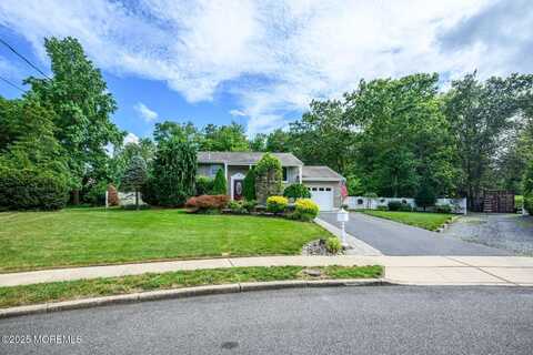 2 Darien Circle, Howell, NJ 07731