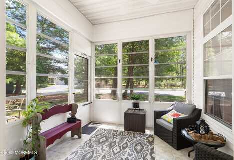 1 Silverspring Drive, Lakewood, NJ 08701