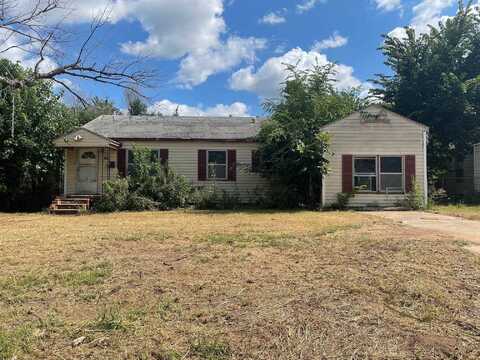 417 W Cherry Ave, Enid, OK 73701
