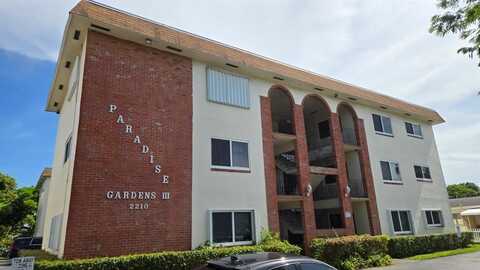 2210 Taylor St, Hollywood, FL 33020