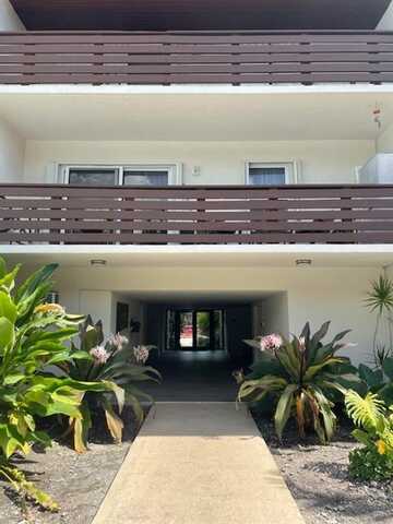 7483 SW 82nd St, Miami, FL 33143