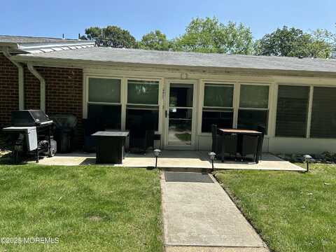 882 Balmoral Court, Lakewood, NJ 08701