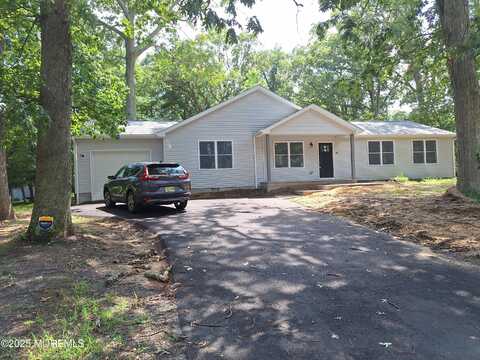 414 Oak Tree Road, Freehold, NJ 07728