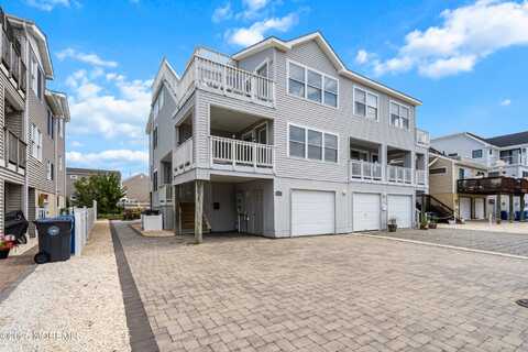 507 Amber Street, Beach Haven, NJ 08008
