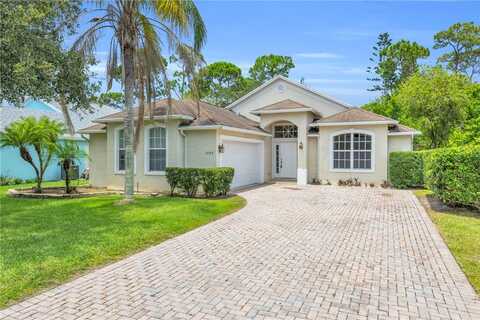 1595 16th Court SW, Vero Beach, FL 32962