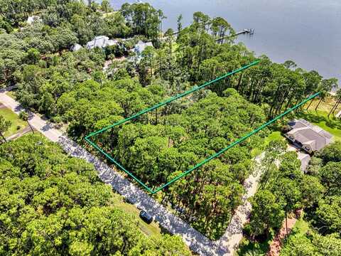 273 Magnolia Bay Dr, Eastpoint, FL 32328
