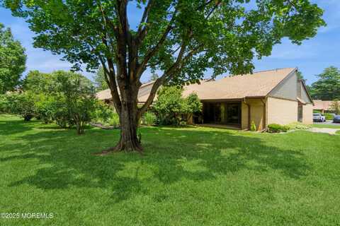7 Danbury Court, Red Bank, NJ 07701