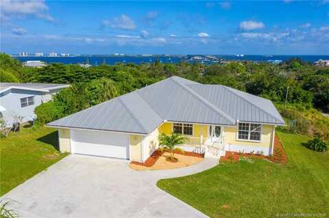 3869 NE Skyline Drive, Jensen Beach, FL 34957