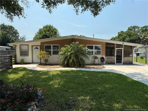 1005 NW 5th Street, Okeechobee, FL 34972
