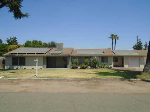 935 Park Circle Drive S, Fresno, CA 93727