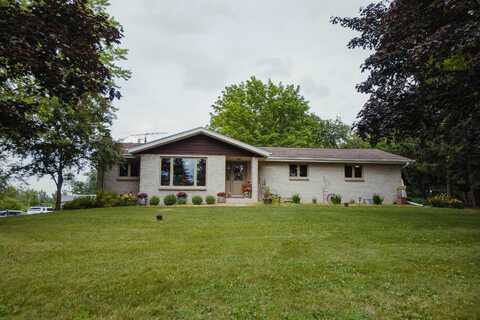N11500 EAST Lane, LOMIRA, WI 53048