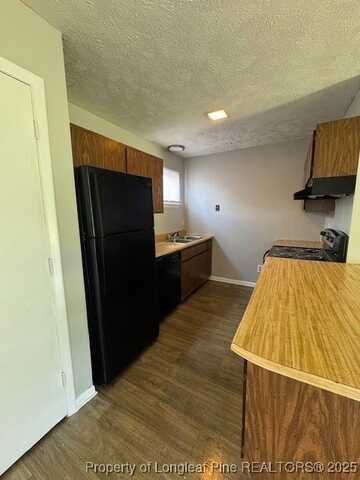 823 Applewood Lane, Fayetteville, NC 28303
