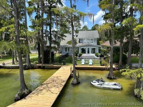 15 Turtle Cove Drive, Elizabethtown, NC 28337