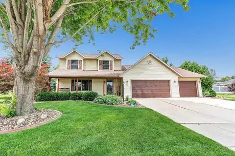 370 NIGHTINGALE Drive, PULASKI, WI 54162