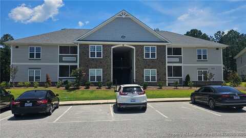 260 Gallery Drive unit: 102, Spring Lake, NC 28390