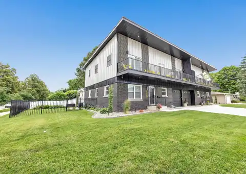 1749 S ONEIDA Street, GREEN BAY, WI 54304