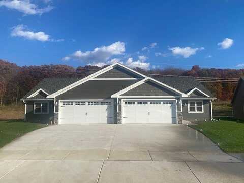 5133 Maple Leaf Path, Eau Claire, WI 54703