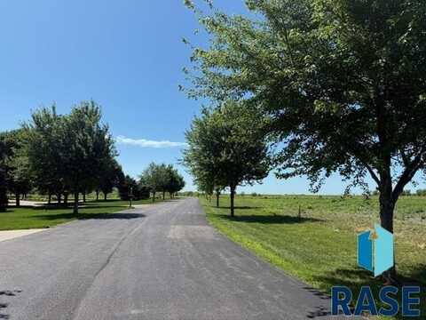 Lot 1 Trading Post Rd, Sioux Falls, SD 57108