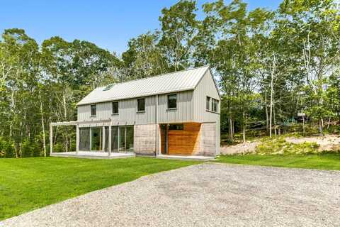 3 Birdie Lane, East Hampton, NY 11937