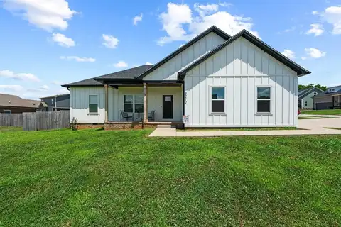 3212 Acorn Court, Bowling Green, KY 42101