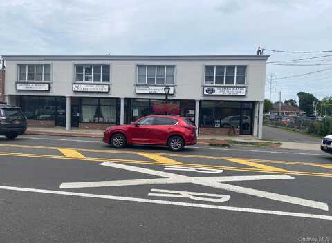 70 Broadway, Greenlawn, NY 11740