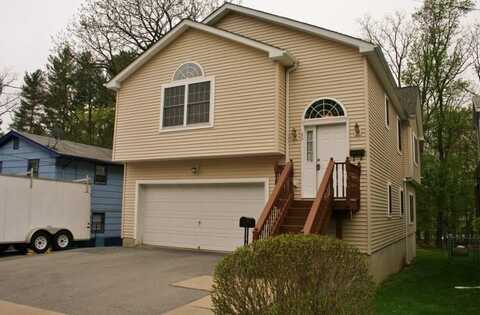 46 Commonwealth Avenue, Middletown, NY 10940