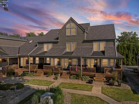 13011 W Lake Road, Vermilion, OH 44089