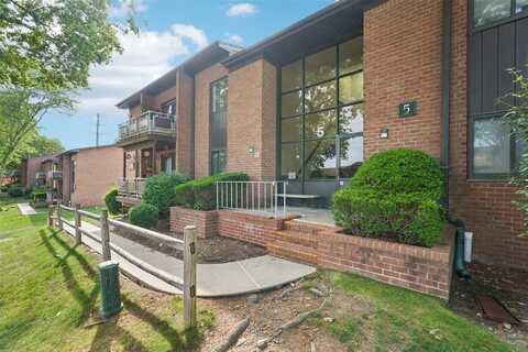 5 Brevoort Drive, Pomona, NY 10970