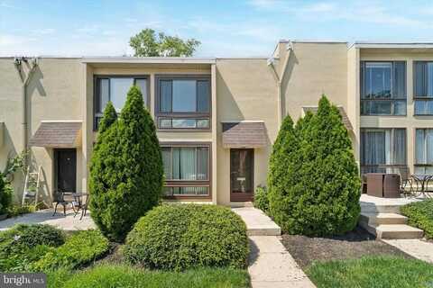100 E GLENOLDEN AVENUE, GLENOLDEN, PA 19036