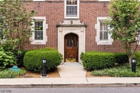 133 Summit Avenue, Summit, NJ 07901