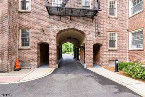 133 Summit Avenue, Summit, NJ 07901