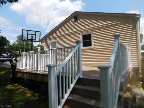 584 County Road 614, Union, NJ 08802