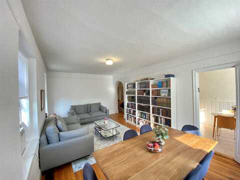 623 Central Ave, Cedarhurst, NY 11516