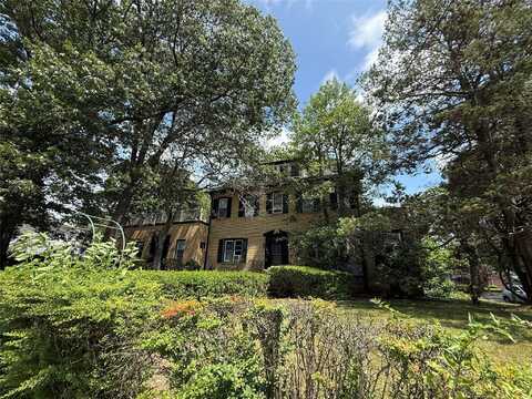 670 Hempstead Avenue, West Hempstead, NY 11552