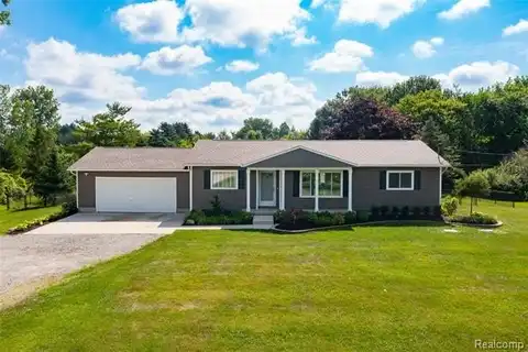 66100 Romeo Plank Road, Ray, MI 48096