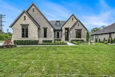 12771 N POINTE Drive, Utica, MI 48315