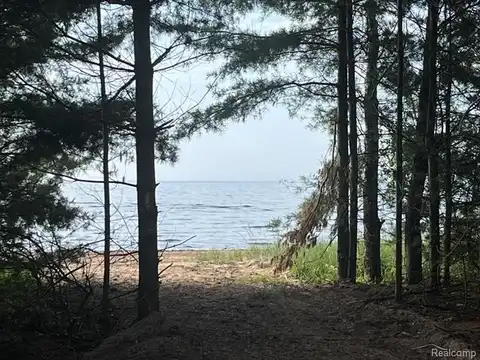 E4639 STATE HIGHWAY M35, Escanaba, MI 49829