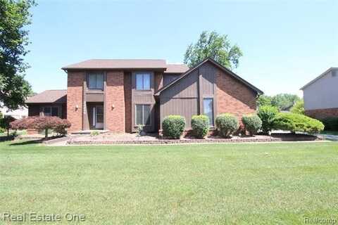 33234 Walnut Lane, Farmington Hills, MI 48334