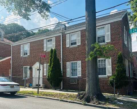 281 E 241st Street, Bronx, NY 10470