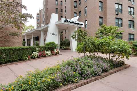 139-15 83 Ave, Briarwood, NY 11435