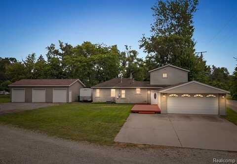 3811 Benstein Road, Commerce Township, MI 48382