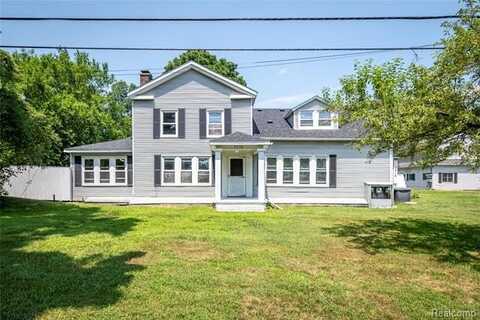 2218 Wixom Road, Commerce Township, MI 48382