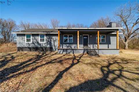 3415 W Lennington RD, Sallisaw, OK 74955