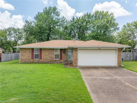 6408 Carthage ST, Fort Smith, AR 72903