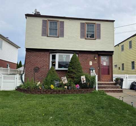 334 Harrison Street, Franklin Square, NY 11010