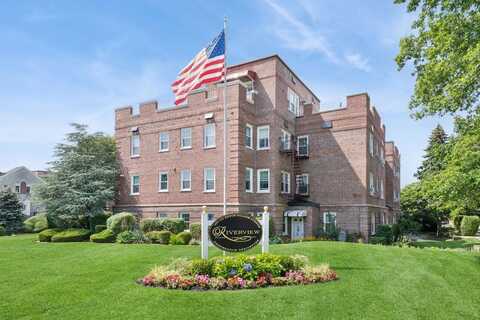 102 S Village Avenue, Rockville Centre, NY 11570