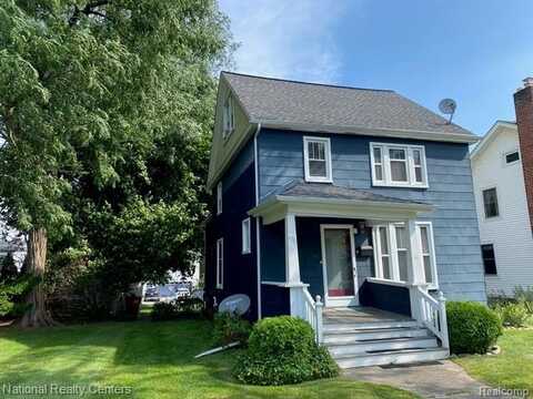 630 W University Drive, Rochester, MI 48307