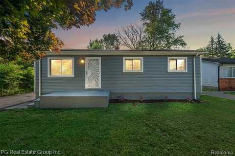 21986 Wellington Avenue, Warren, MI 48089