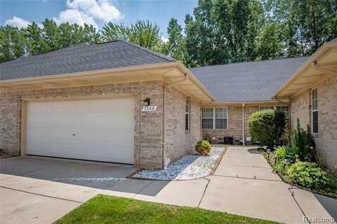 5568 Seabreeze Lane, Sterling Heights, MI 48310